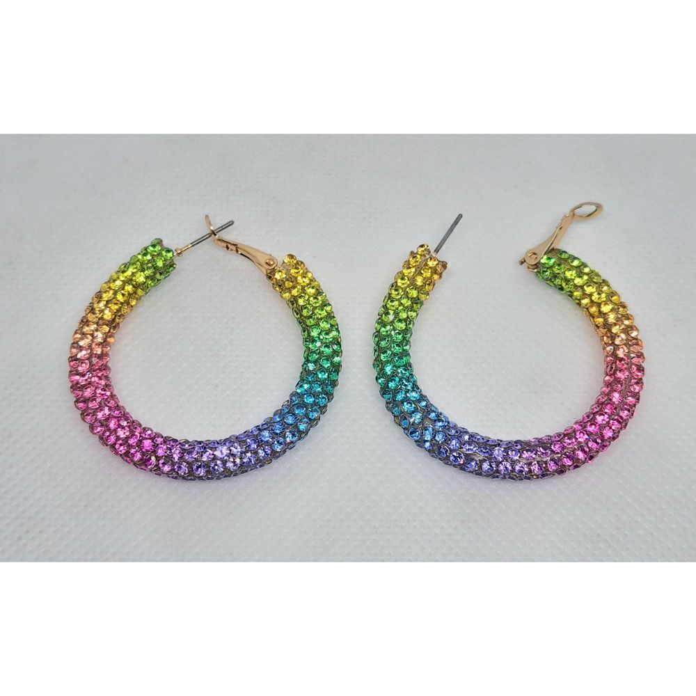 Lightweight hoop earrings